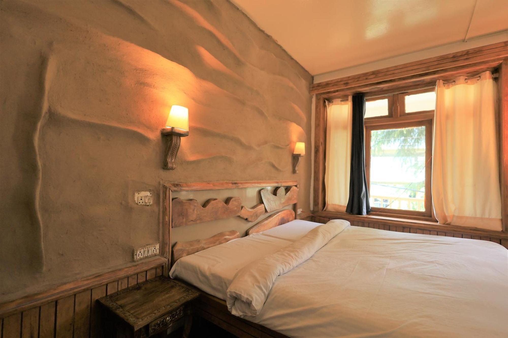 Beholden Stay And Cafe - A Luxury Boutique Hotel In Manali Manāli Extérieur photo